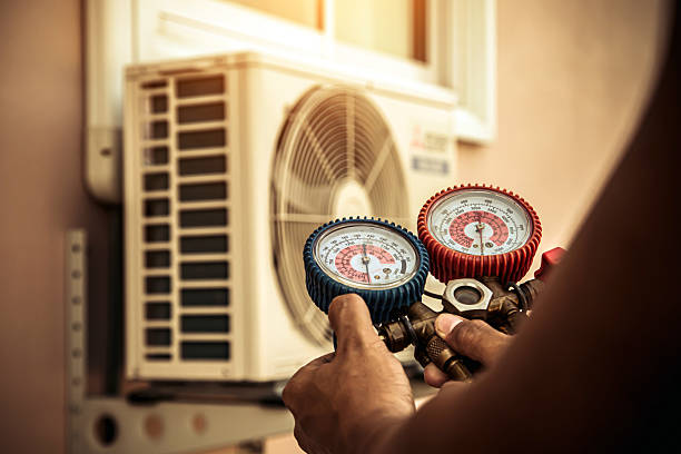 Professional Ductwork Repair technician working in Athol, ID